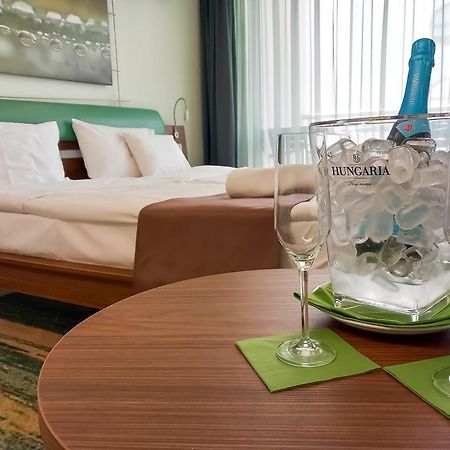 Vital Hotel Nautis Gárdony Esterno foto