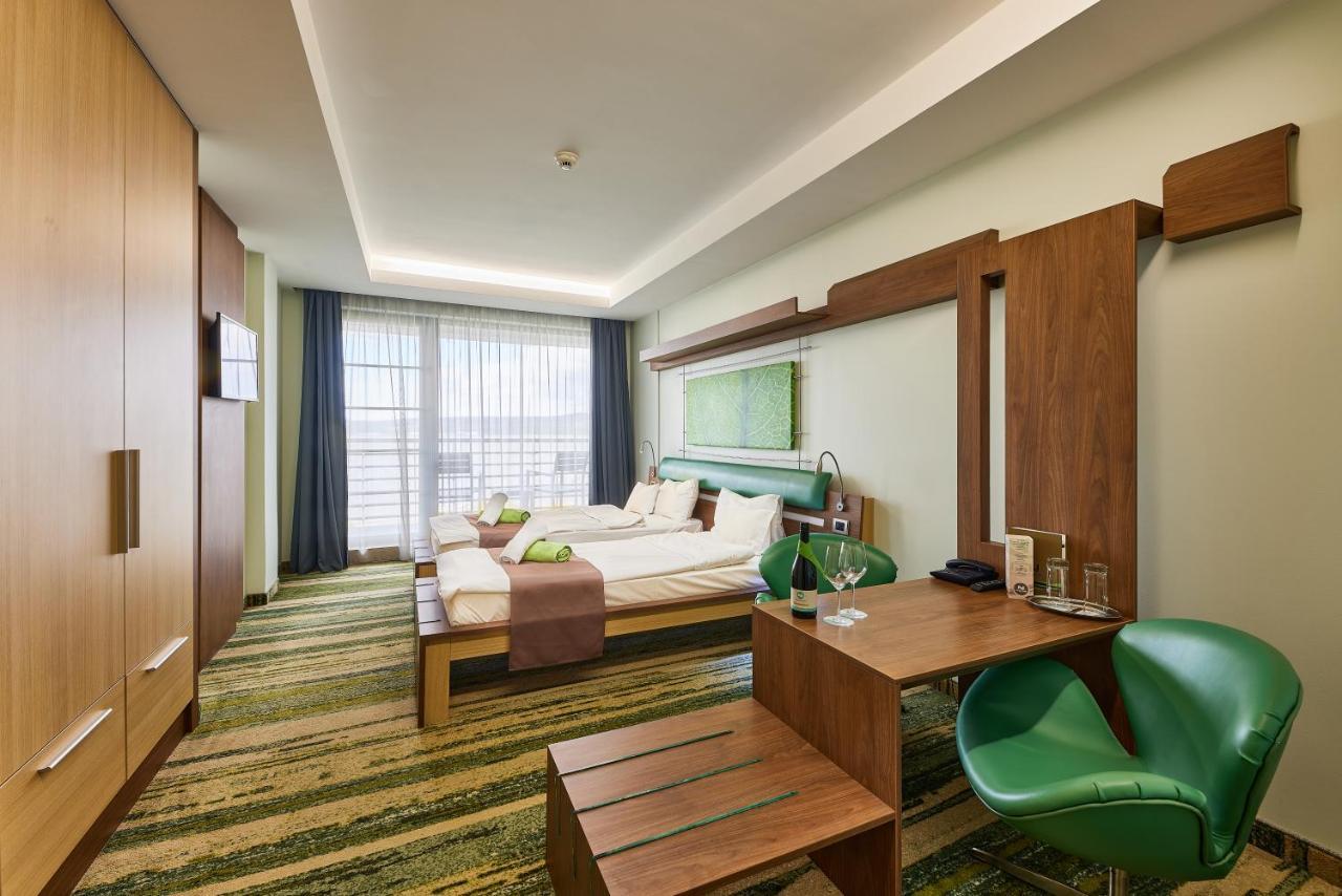 Vital Hotel Nautis Gárdony Esterno foto